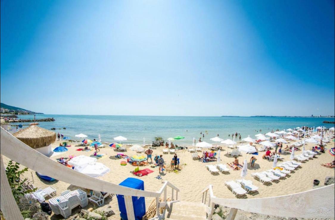 Apartment In Prestige Fort Beach Свети Влас Екстериор снимка