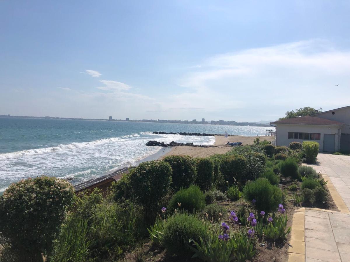 Apartment In Prestige Fort Beach Свети Влас Екстериор снимка