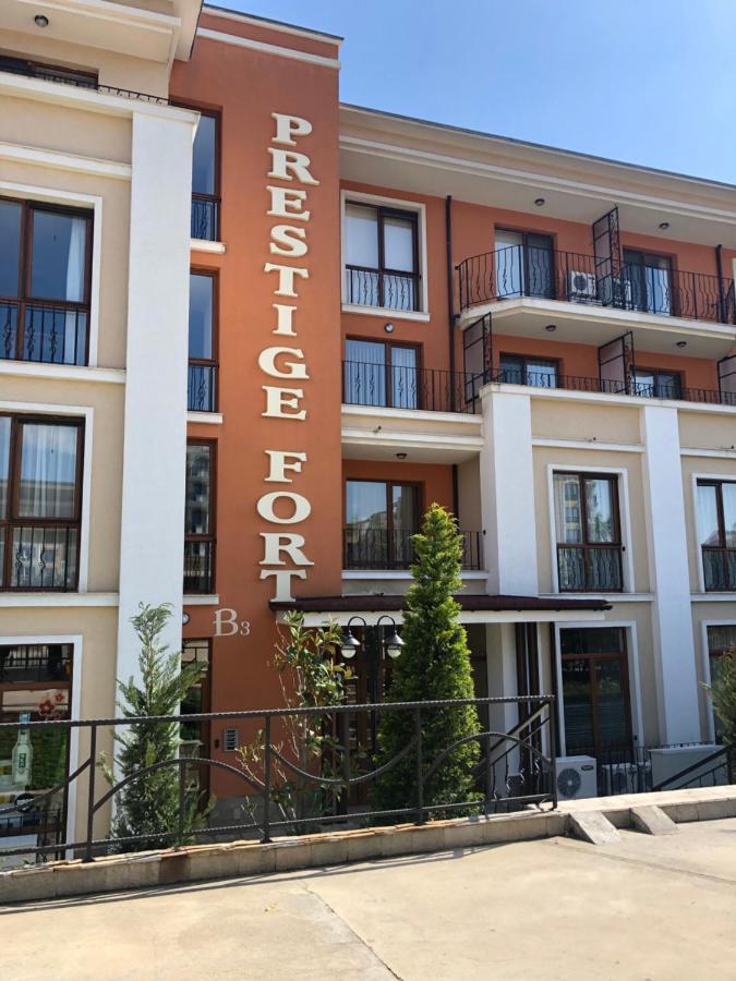 Apartment In Prestige Fort Beach Свети Влас Екстериор снимка